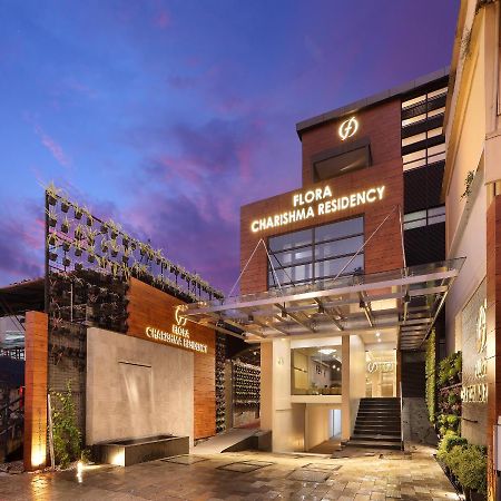 Hotel Flora Charishma Residency Aluva à Kochi Extérieur photo